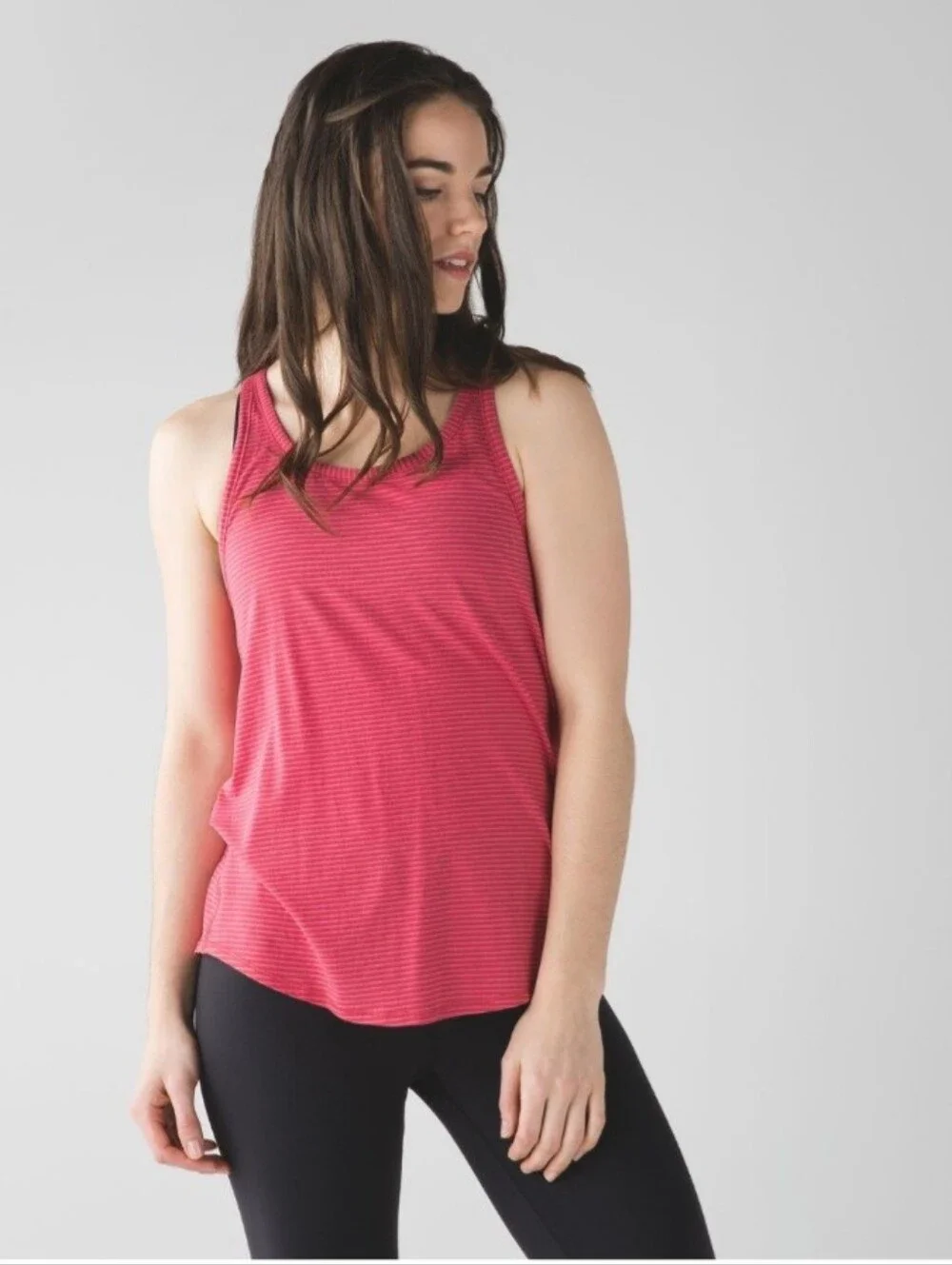 Lululemon Yogi Everyday Tank/Hyper Stripe Fireside Red Flash Light